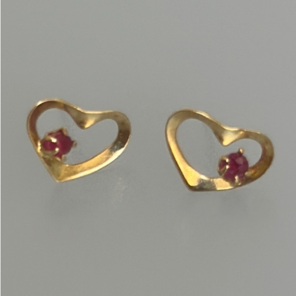 Gold Heart Stud Earrings with garnet Gemstone